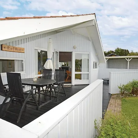 Awesome Home In Karrebaeksminde With Sauna Karrebæksminde