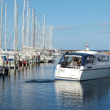 Prázdninový dům - 06 *